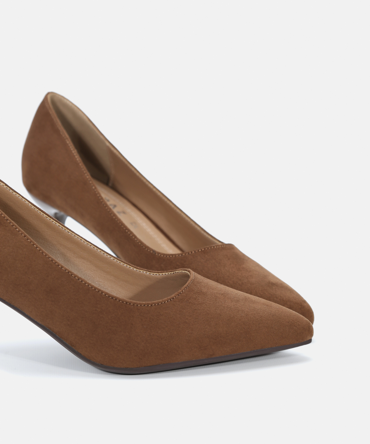 Sapatos salto fino salón image number null